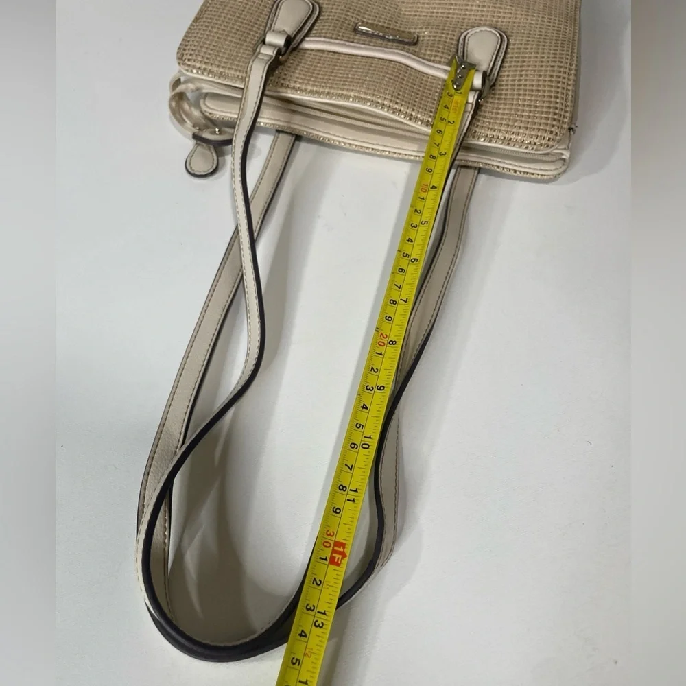 VTG Liz  Claiborne Woven Straw Pattern Purse Shoulder Bag Faux Trim